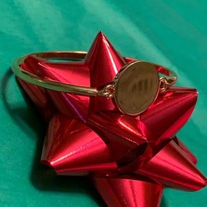 Ann Taylor/Loft gold bangle bracelet
